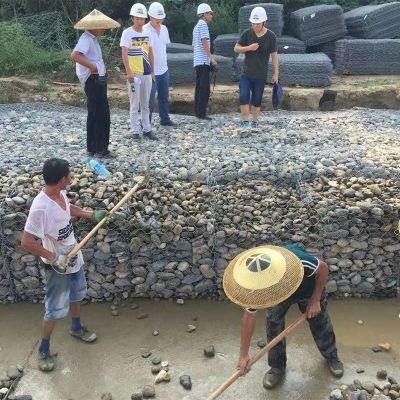 格賓網(wǎng)即使斷了一兩條線網(wǎng)狀物也不會解散